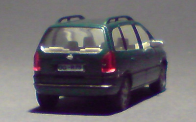 Opel-Zafira_01-02