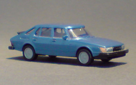 Saab-900_01-01