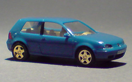 VW-Golf-IV_02-01