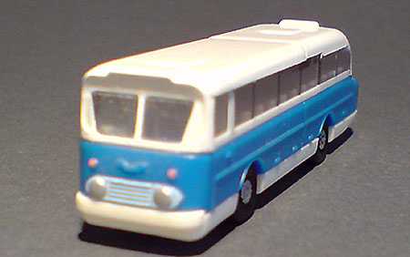 Ferrero_Ikarus-66_01-04